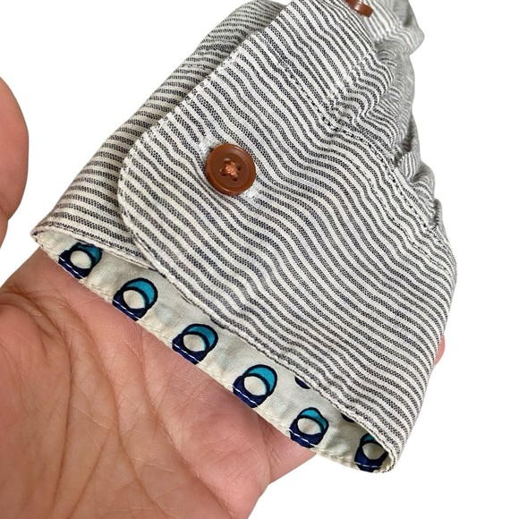 Birds of Paradis by Trovata Gray Stripe Lace Back Button Front Shirt Small - Picture 4 of 15